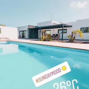Villa Wind Wave 28a Heated & Shared Pool, Lajares